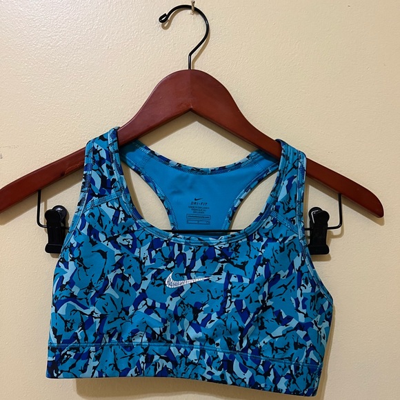 Blue printed Nike sports bra - Picture 1 of 3
